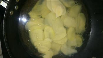 低脂香辣土豆片的做法图解3