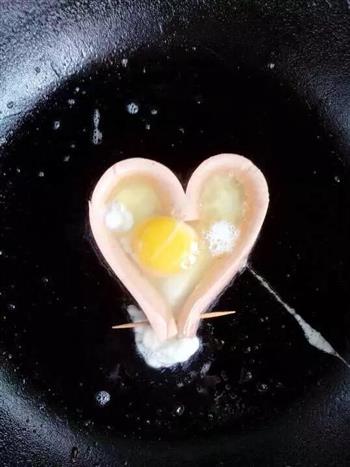 创意爱心煎蛋的做法步骤1