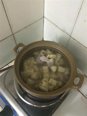 排骨莲藕汤的做法步骤2