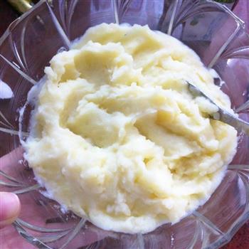 黄金芝士焗黑椒土豆泥 配土豆快速剥皮方法的做法图解6