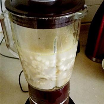 玉米蘑菇奶油浓汤的做法步骤6