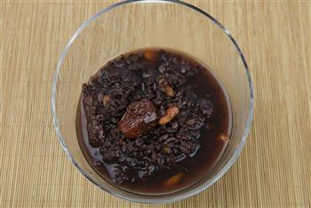 黑米红枣粥的做法步骤3
