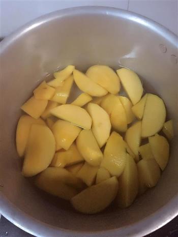 自制黄桃罐头的做法步骤1