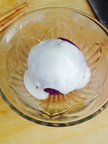 宝宝营养餐—酸奶紫薯球的做法步骤4