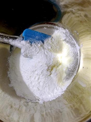酸奶溶豆豆的做法步骤2
