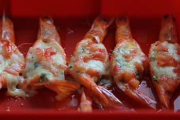 番茄罗勒芝士焗大虾的做法步骤2