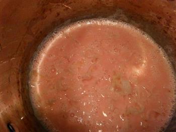 消暑美容   银耳草莓冰激凌的做法步骤4