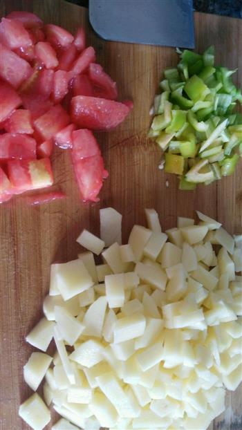 土豆西红柿鸡蛋打卤面的做法步骤1