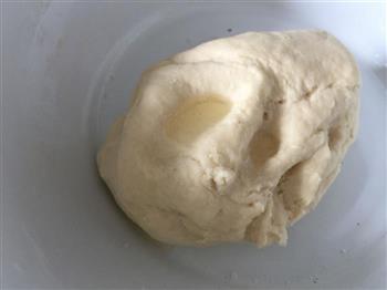 香葱辫子面包的做法步骤2