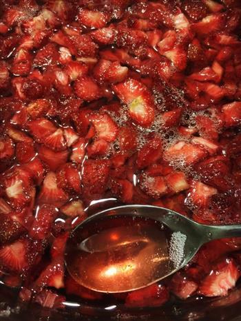 草莓柠檬酱+草莓果冻的做法步骤2