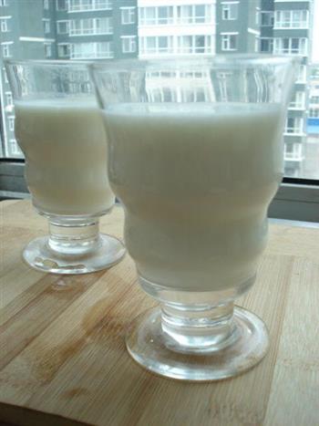 蜂蜜水果酸奶饮的做法步骤3