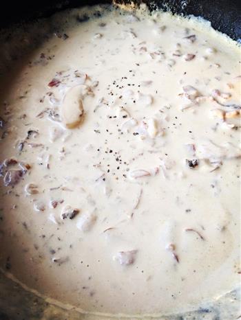 奶油培根蘑菇汤的做法步骤3