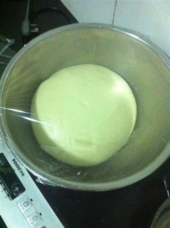 酥香牛奶面包的做法步骤6