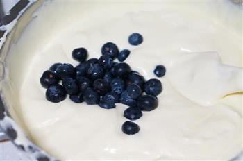 蓝莓舒芙蕾芝士蛋糕的做法步骤11