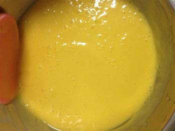 芒果酸奶慕斯蛋糕的做法步骤6