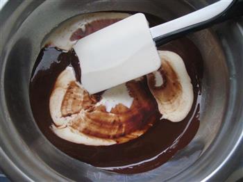 杏仁巧克力蛋糕的做法步骤8