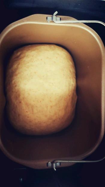 面包机版全麦葡萄干面包的做法图解2