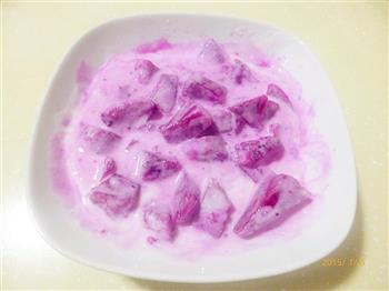红芯火龙果酸奶沙拉的做法步骤5