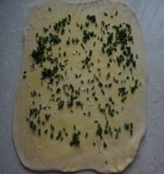 葱油花卷和奶香包的完美组合的做法步骤2