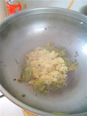 黄花菜炒鸡蛋的做法步骤4