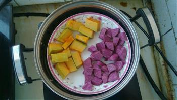 香煎南瓜紫薯饼的做法步骤1