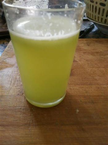 黄瓜梨子汁的做法图解3
