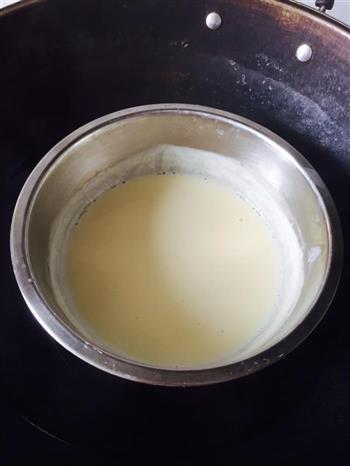 芒果鸡蛋牛奶布丁的做法步骤1