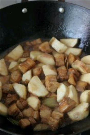 土豆烧肉的做法步骤8