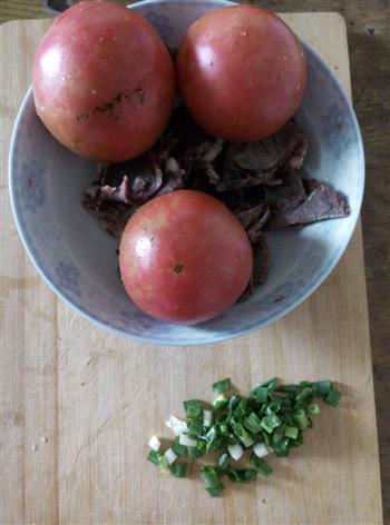 西红柿烧牛肉的做法步骤1
