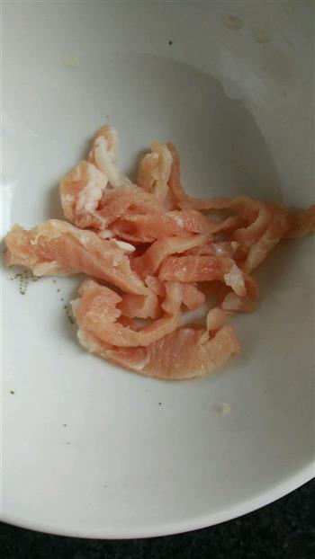 手撕杏鲍菇炒肉的做法步骤2