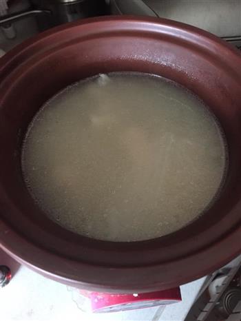 黄豆猪脚汤的做法步骤5