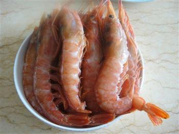 柠香蒜蓉蒸红虾的做法步骤1