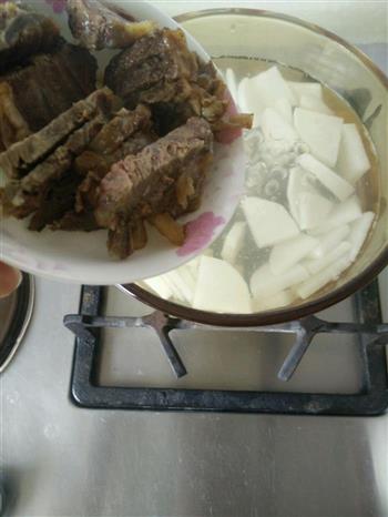 更改过的韩式牛肉汤的做法步骤6
