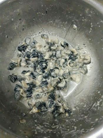 香炒田螺肉      另附快速清洗田螺肉方法的做法步骤1