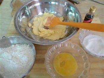 酥掉渣的黄油曲奇饼干的做法步骤1