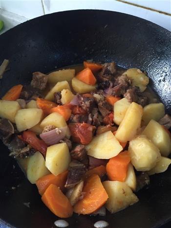 浓汁老汤牛肉炖土豆的做法图解6