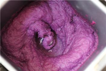 奶香紫薯糕的做法步骤3