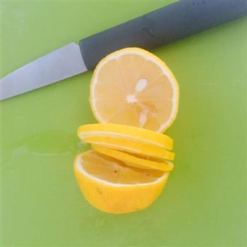 柠檬蜂蜜茶的做法图解2