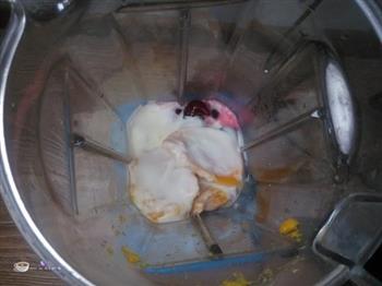 酸奶水果冰棍的做法图解4