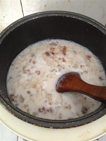椰香桃胶皂角米的做法步骤7