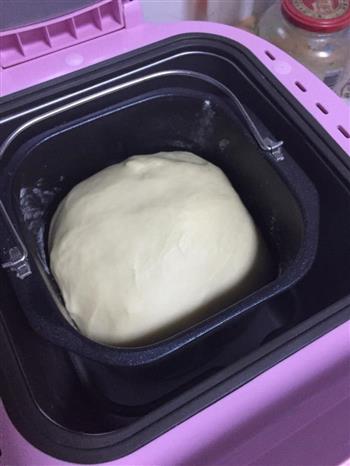 酸奶乳酪面包有面包机就会更方便的做法步骤3