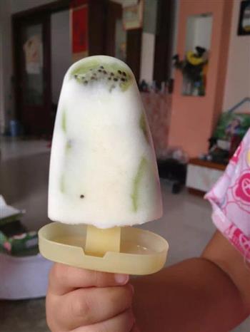自制酸奶棒冰的做法图解2