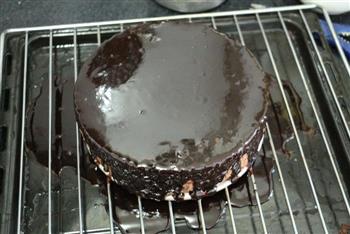 吃一口放不下-巧克力榛子蛋糕的做法图解10