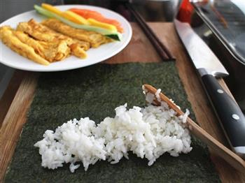三文鱼寿司的做法步骤6