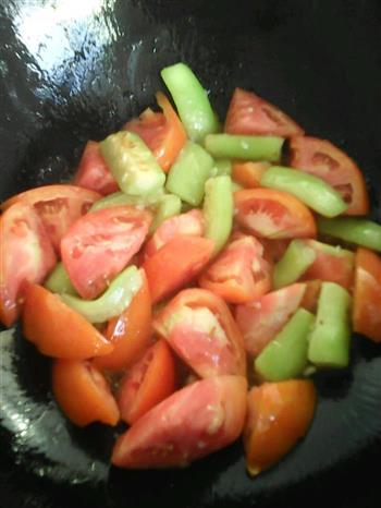 丝瓜番茄蛋汤的做法步骤3
