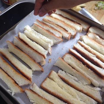 磨牙美味-烤面包边的做法步骤5