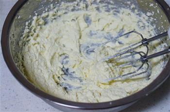 海盐酸奶芝士蛋糕的做法步骤1