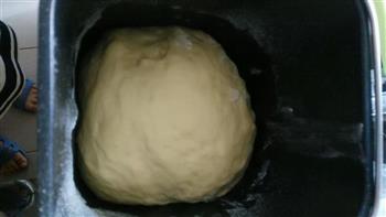 奶香馒头和面包的做法步骤6