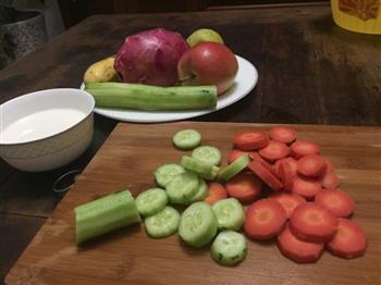 蔬果沙拉的做法步骤2