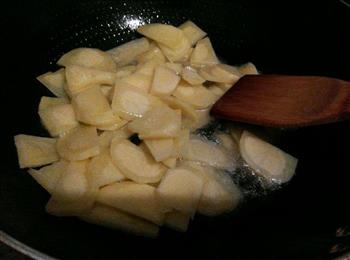 干煸土豆片的做法图解2